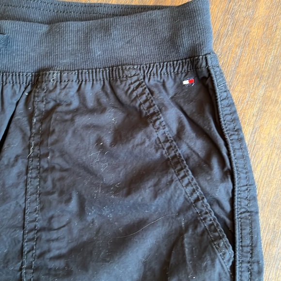 TOMMY HILFIGER Womens Black Drawstring Waist Rolled Cuffs High Waist Shorts L - Picture 3 of 12